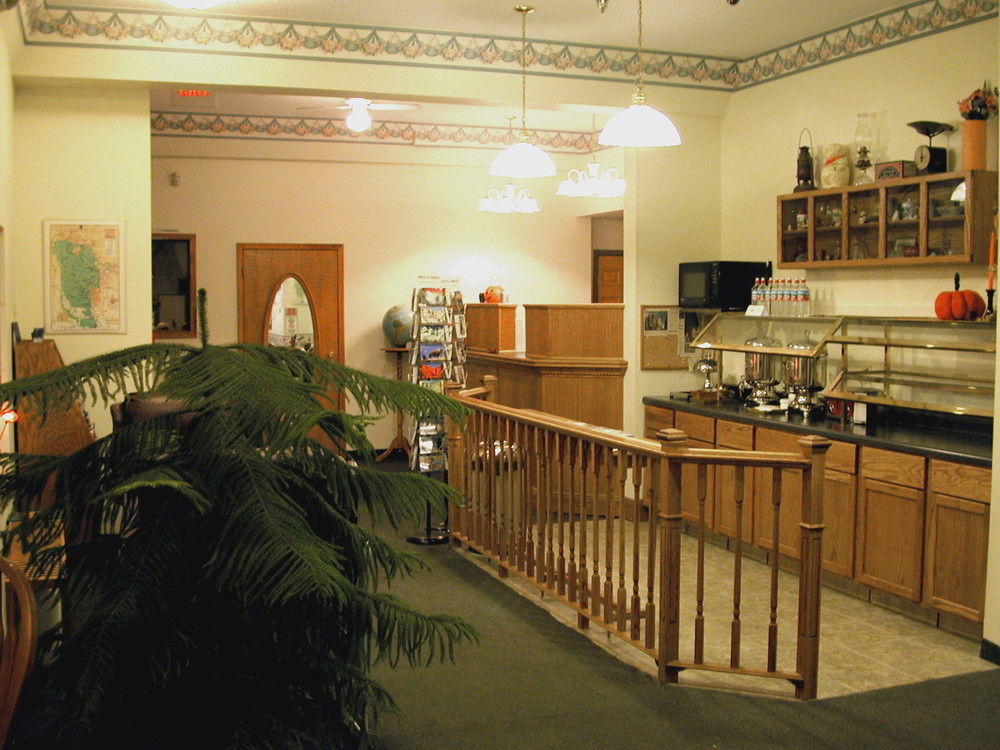 Roosevelt Inn Mount Rushmore Кийстоун Екстериор снимка