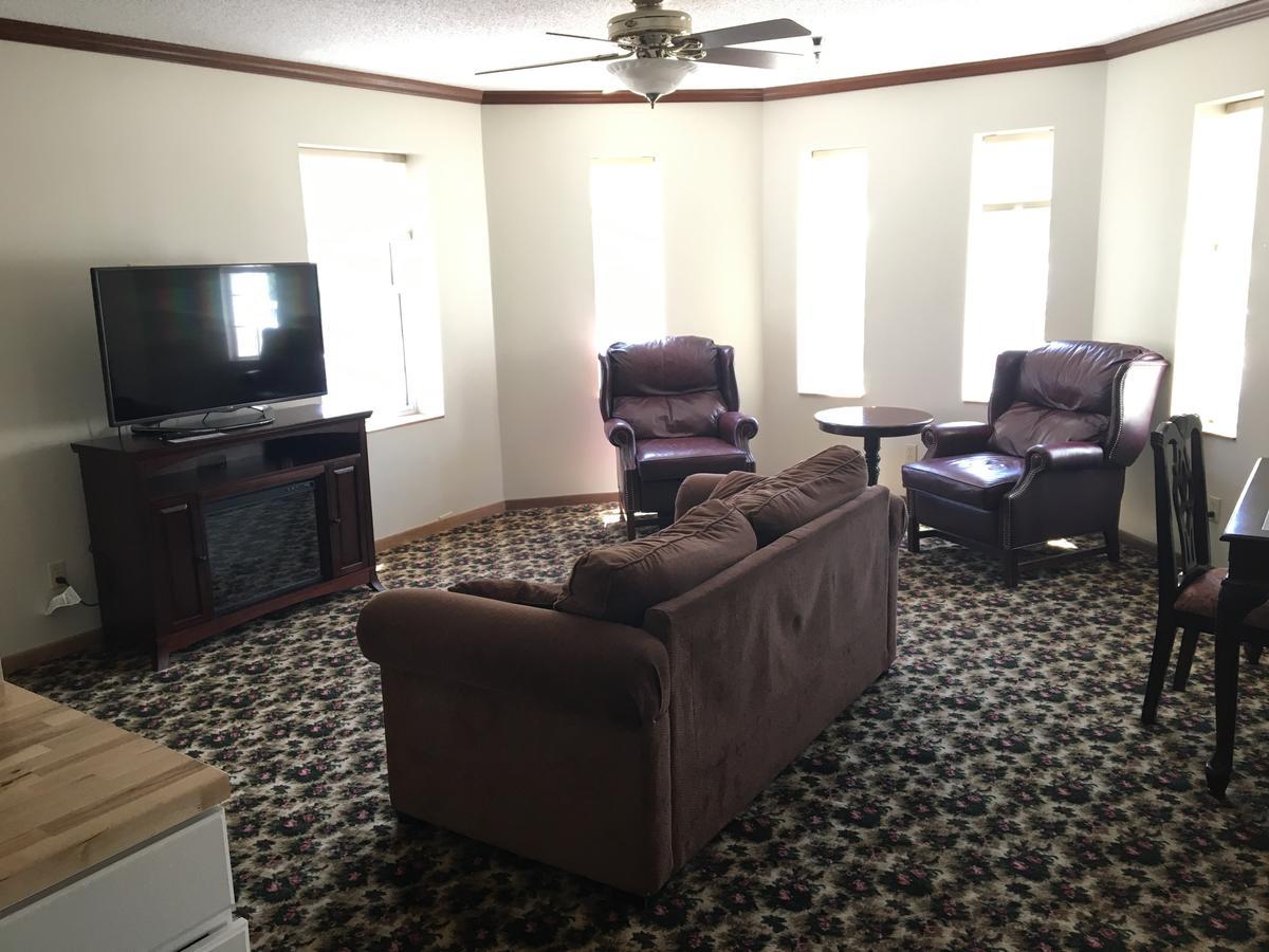 Roosevelt Inn Mount Rushmore Кийстоун Екстериор снимка