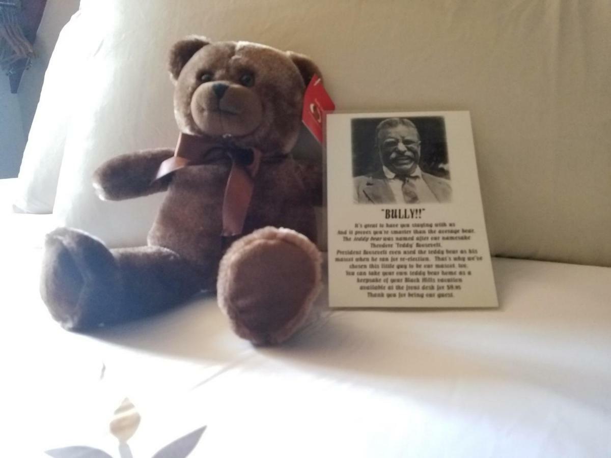 Roosevelt Inn Mount Rushmore Кийстоун Екстериор снимка